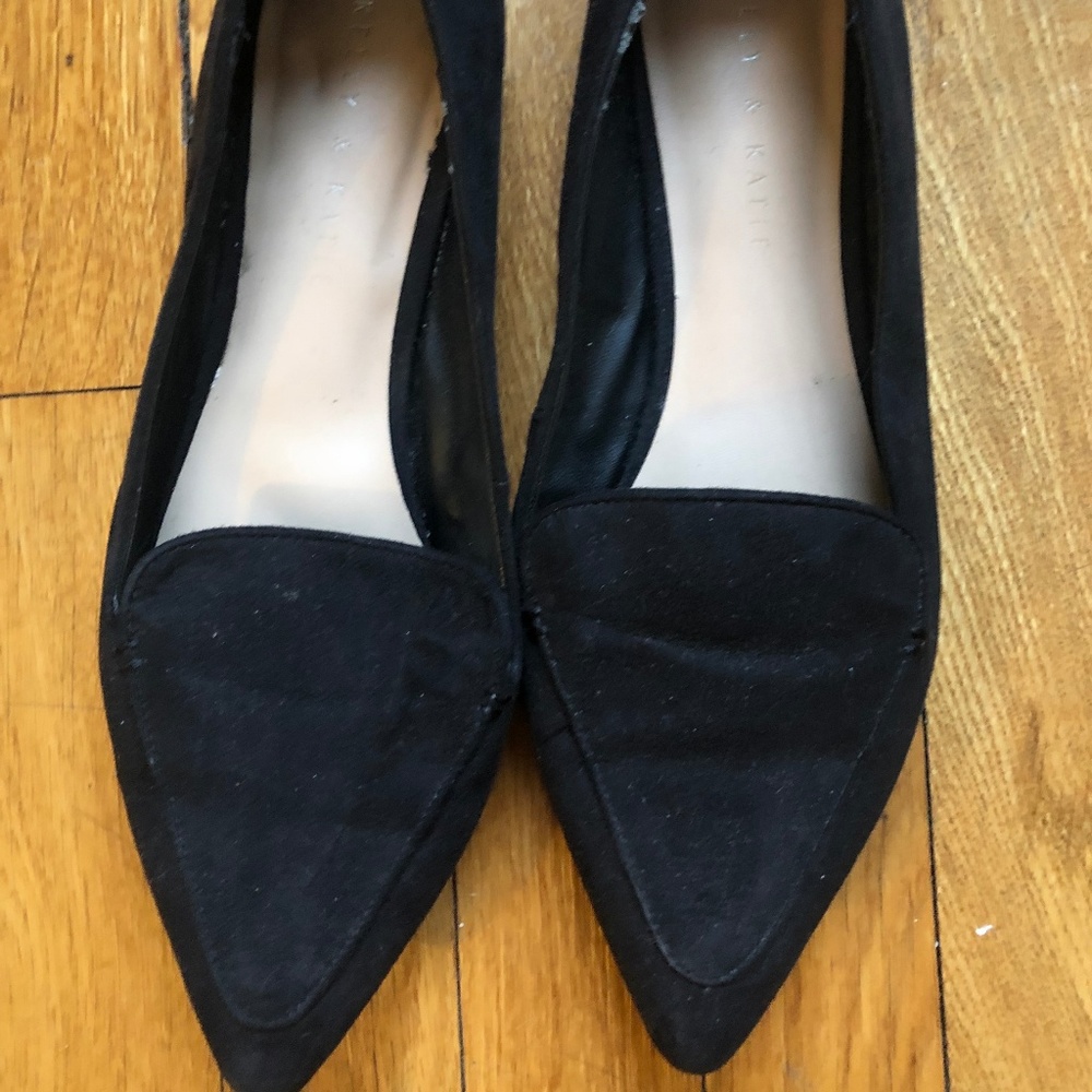 Pointy-Toed Flats